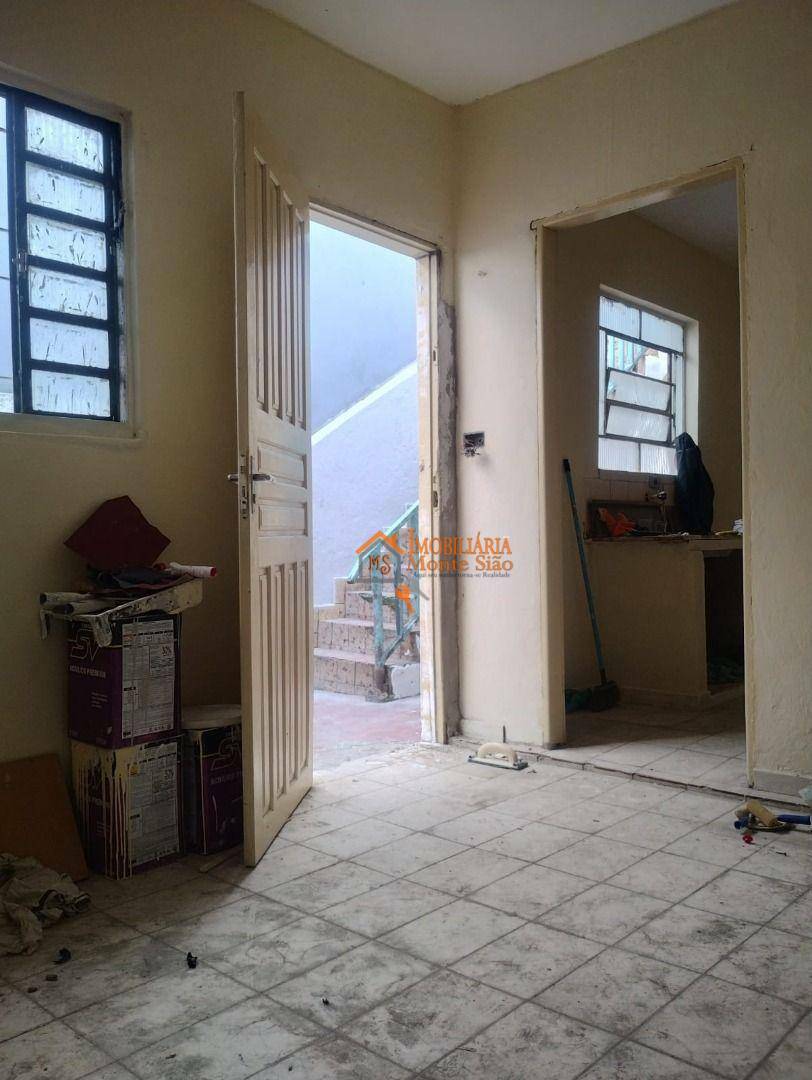 Sobrado à venda com 6 quartos, 300m² - Foto 25