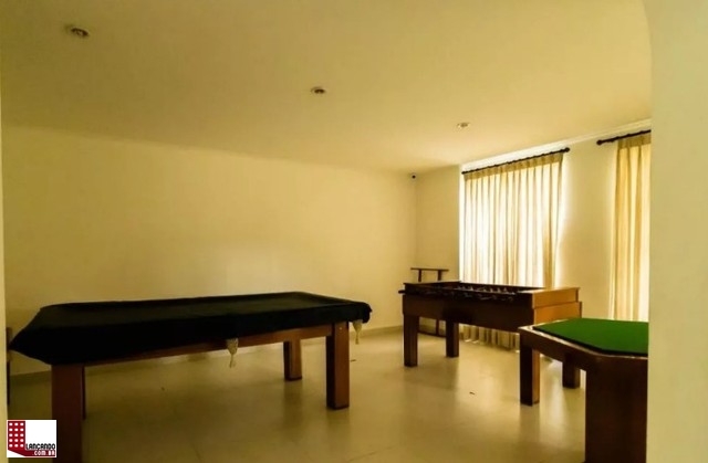 Apartamento à venda com 3 quartos, 75m² - Foto 3