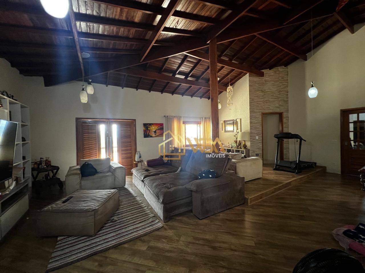 Casa à venda com 4 quartos, 550m² - Foto 9