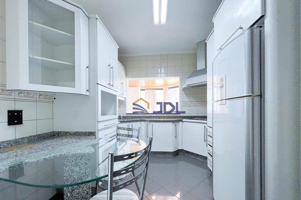 Apartamento à venda com 4 quartos, 321m² - Foto 15