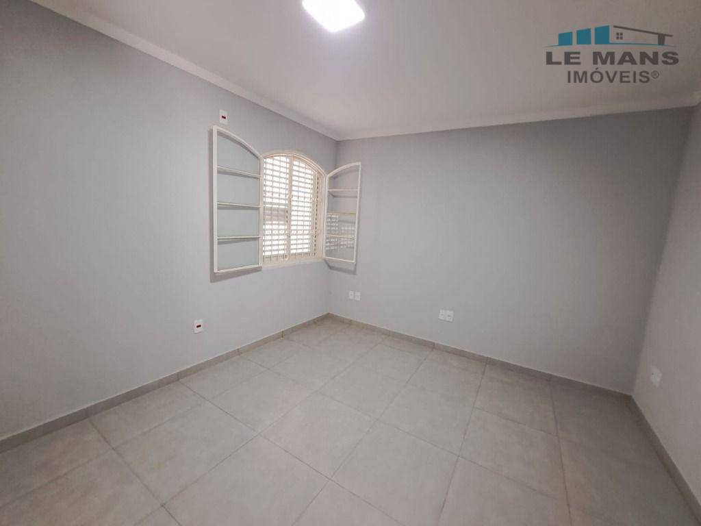 Casa à venda e aluguel com 5 quartos, 154m² - Foto 14