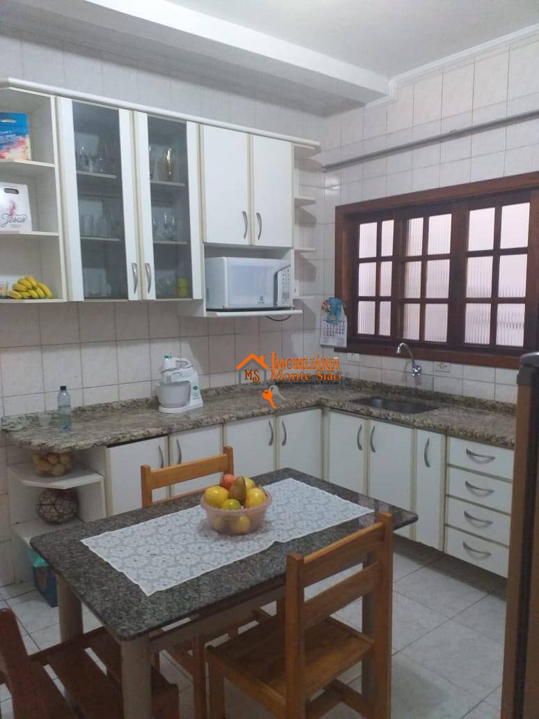 Sobrado à venda com 3 quartos, 300m² - Foto 4