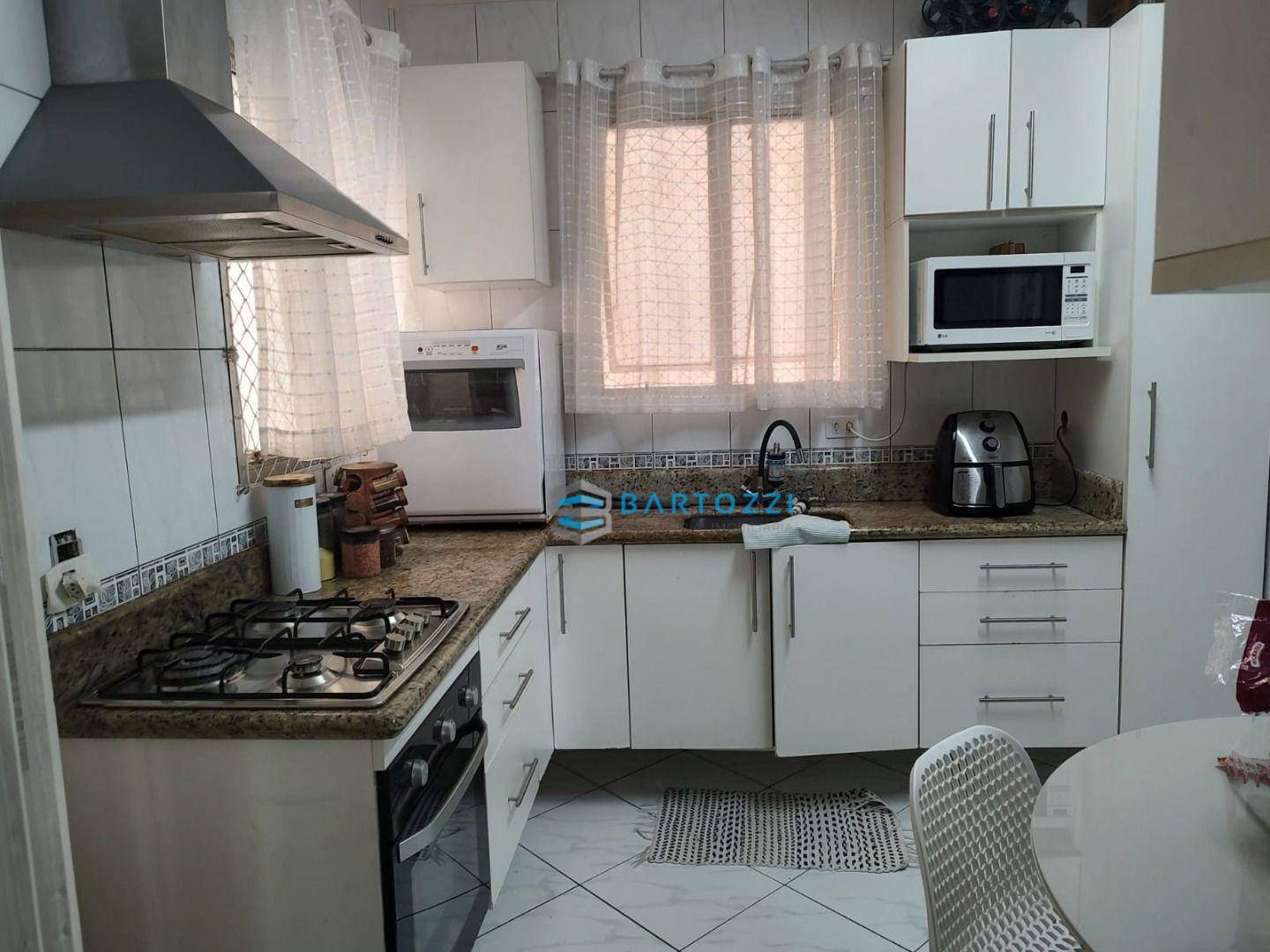 Apartamento à venda com 3 quartos, 96m² - Foto 14