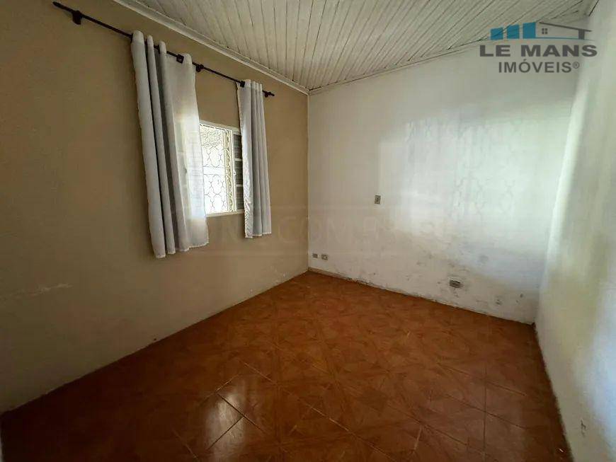 Casa à venda com 5 quartos, 238m² - Foto 11