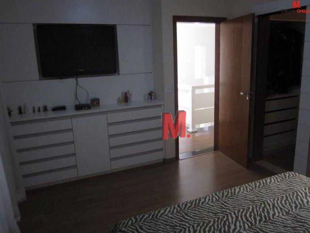 Casa à venda com 3 quartos, 274m² - Foto 32