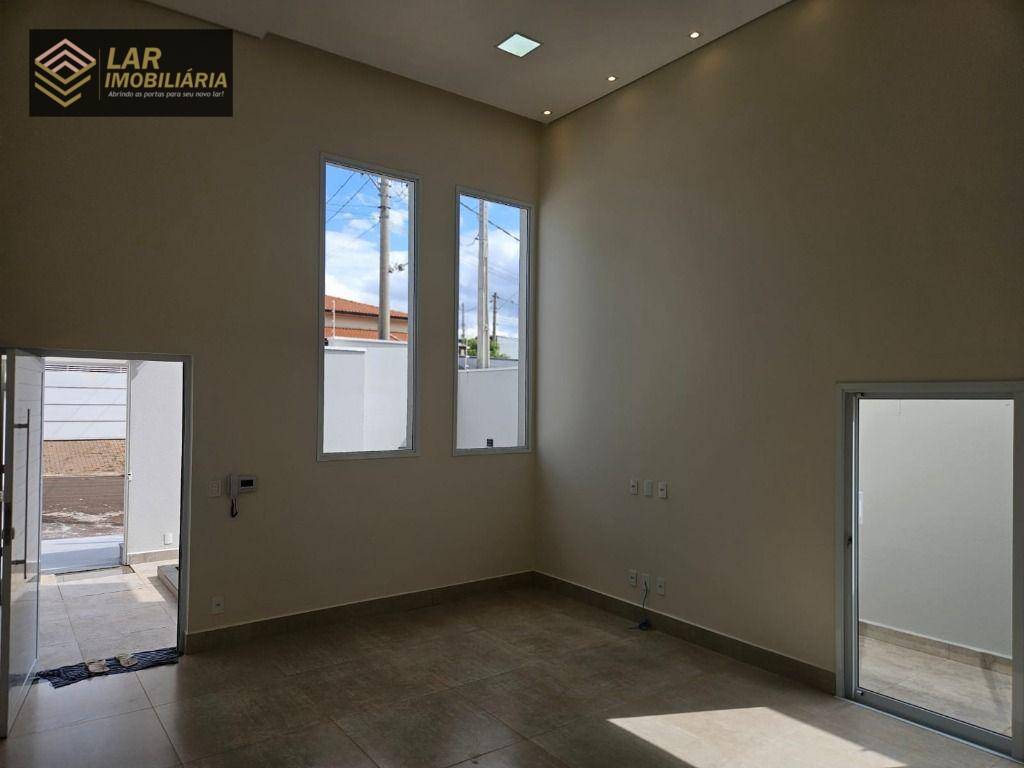 Casa à venda com 3 quartos, 250m² - Foto 3