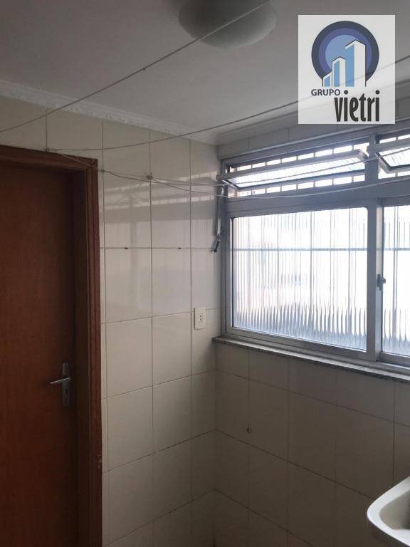 Apartamento à venda com 3 quartos, 90m² - Foto 7