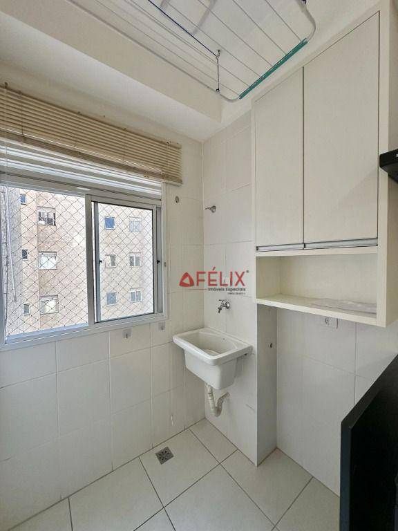 Apartamento à venda com 3 quartos, 68m² - Foto 4