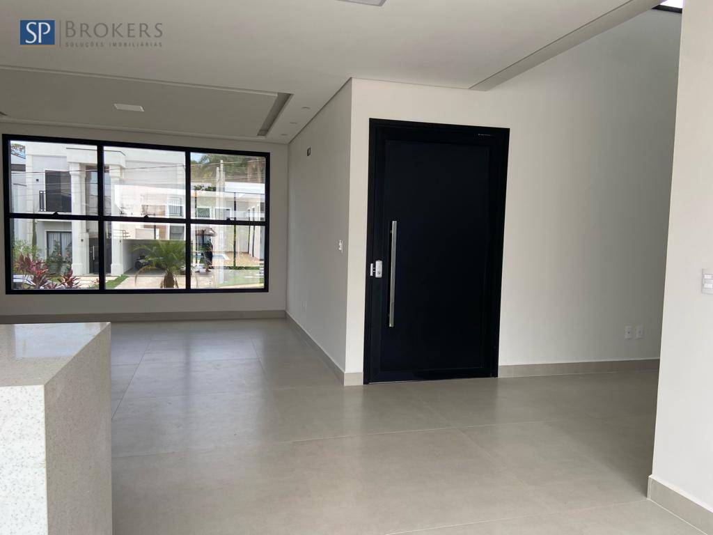 Casa de Condomínio à venda com 3 quartos, 195m² - Foto 4