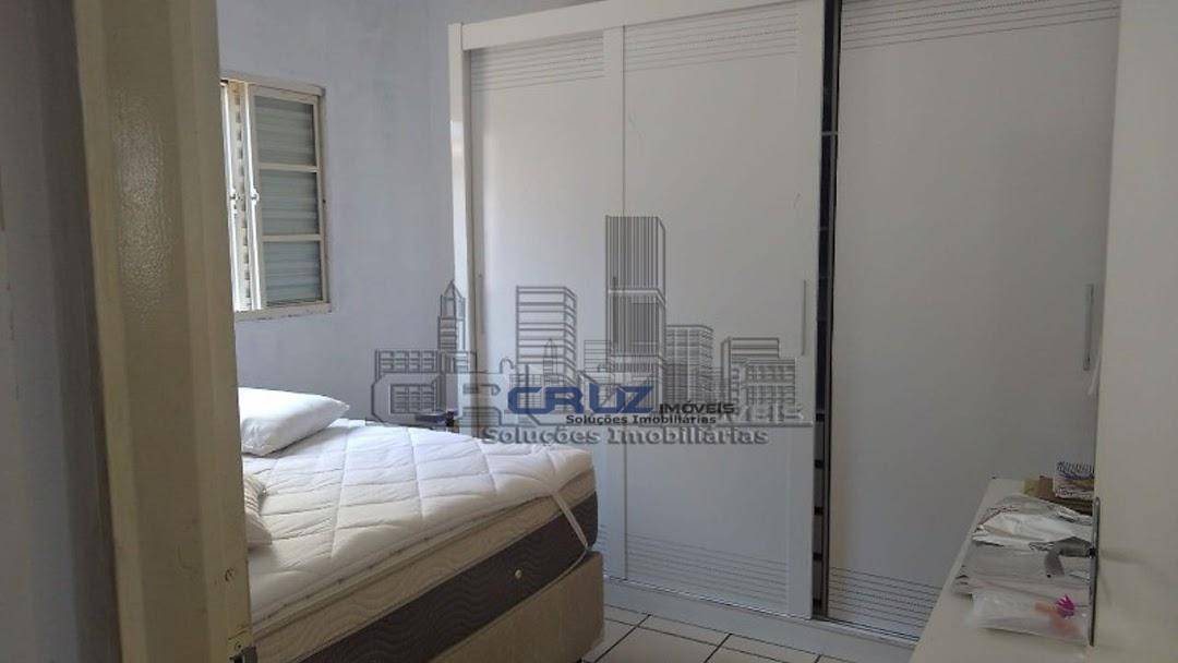 Casa à venda com 2 quartos, 85m² - Foto 1