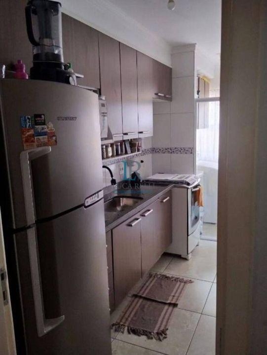 Apartamento à venda com 2 quartos, 47m² - Foto 2