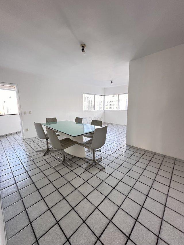 Apartamento para alugar com 3 quartos, 105m² - Foto 3