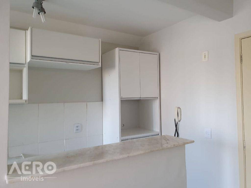 Apartamento para alugar com 2 quartos, 55m² - Foto 2