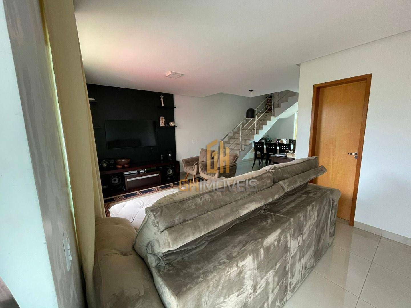 Sobrado à venda com 3 quartos, 142m² - Foto 2