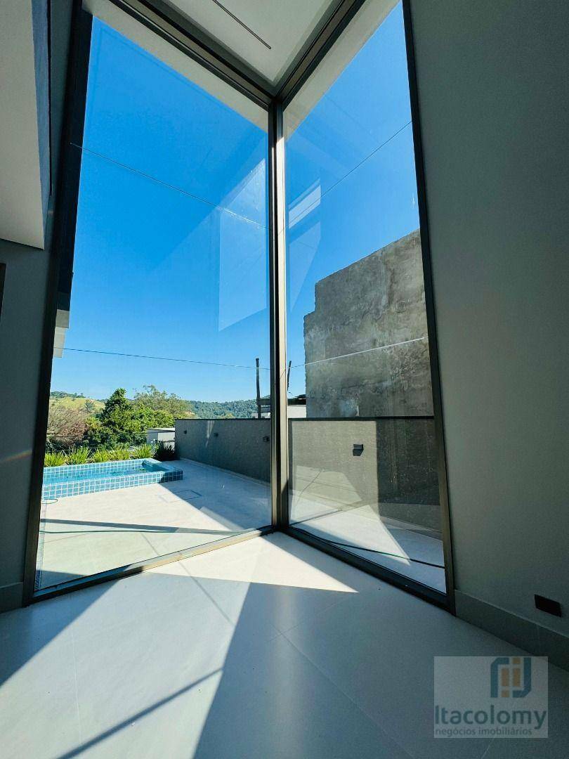 Casa de Condomínio à venda com 3 quartos, 265m² - Foto 10