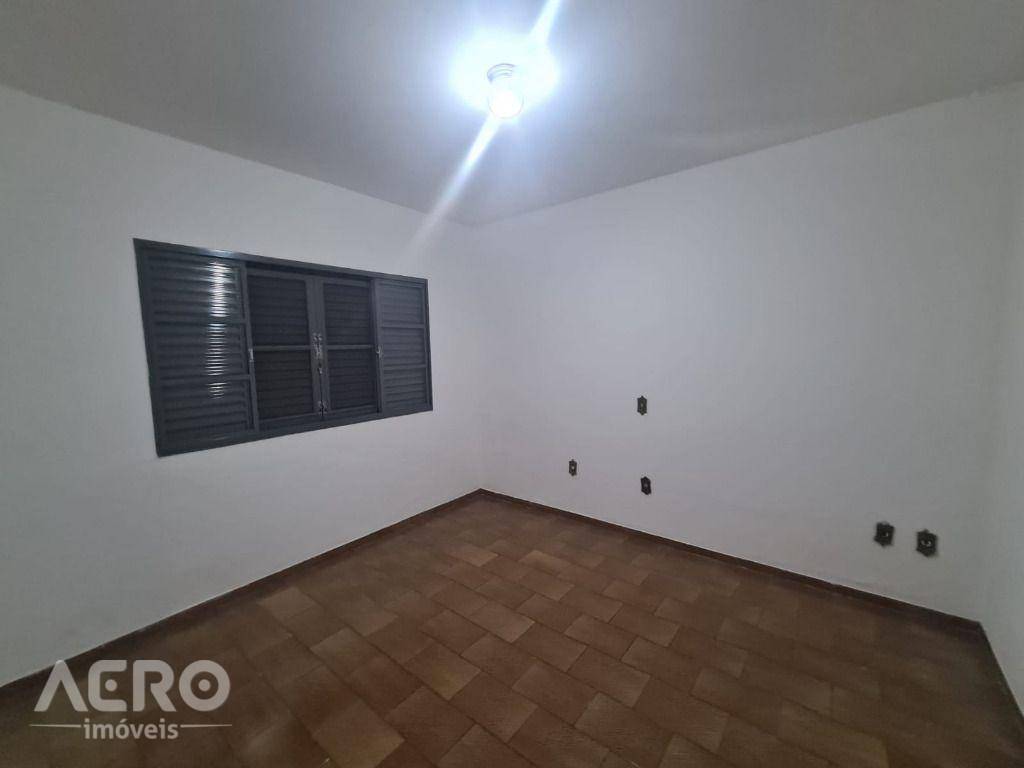 Casa à venda com 3 quartos, 182m² - Foto 30