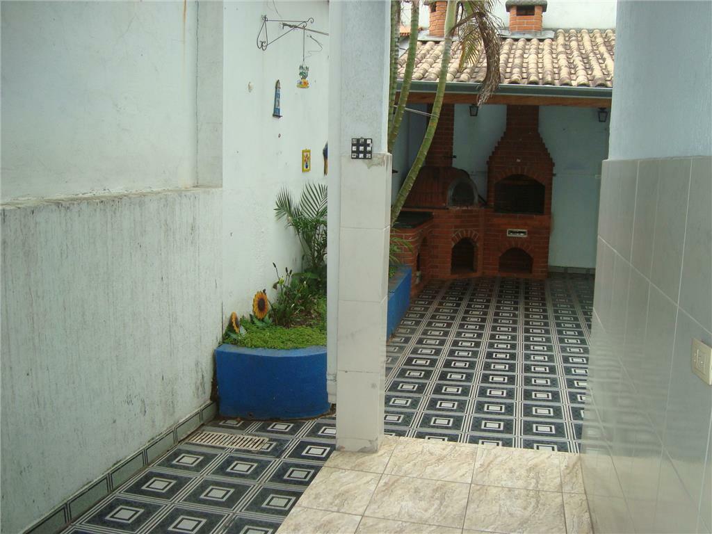 Sobrado à venda com 3 quartos, 180m² - Foto 1