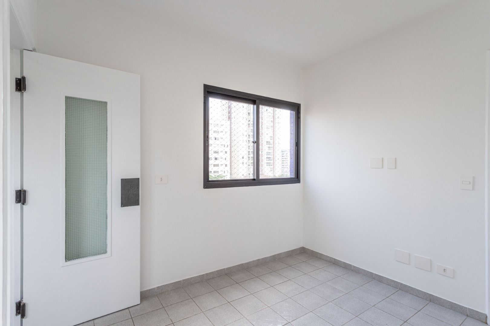 Apartamento à venda com 4 quartos, 153m² - Foto 31