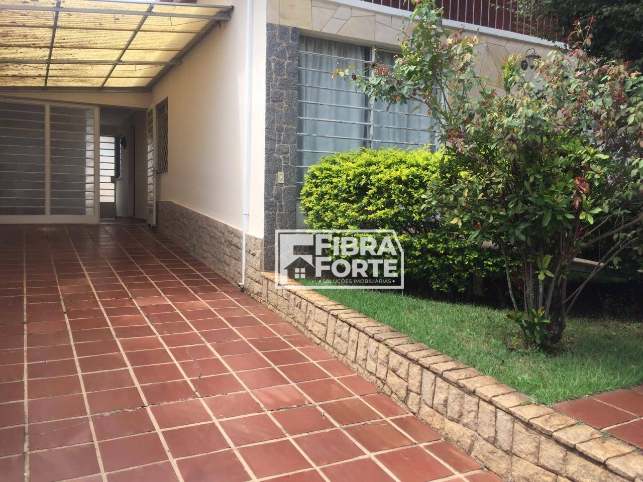 Casa à venda com 4 quartos, 190m² - Foto 3