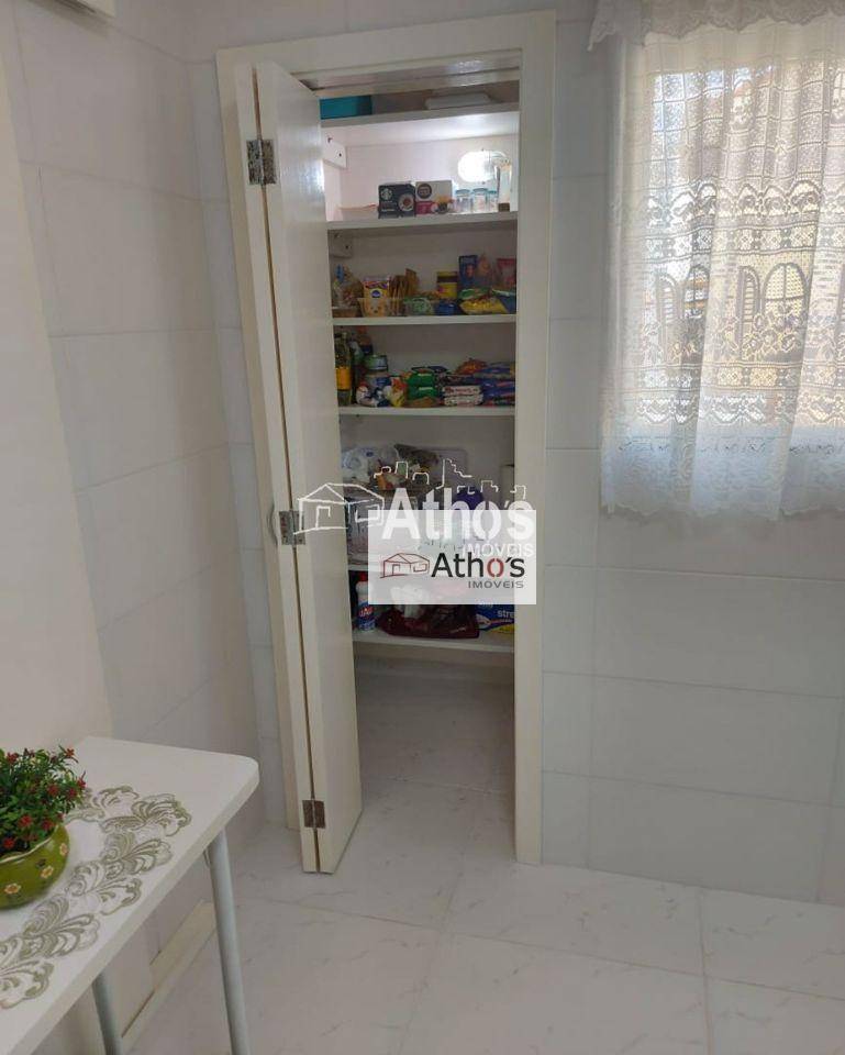 Sobrado à venda com 3 quartos, 181m² - Foto 9