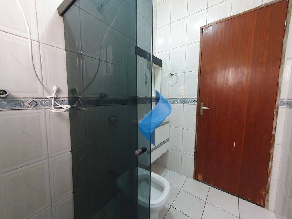 Casa à venda com 2 quartos, 80m² - Foto 12