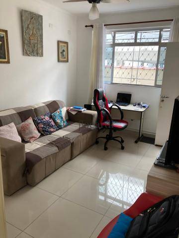 Apartamento à venda com 2 quartos, 80m² - Foto 2