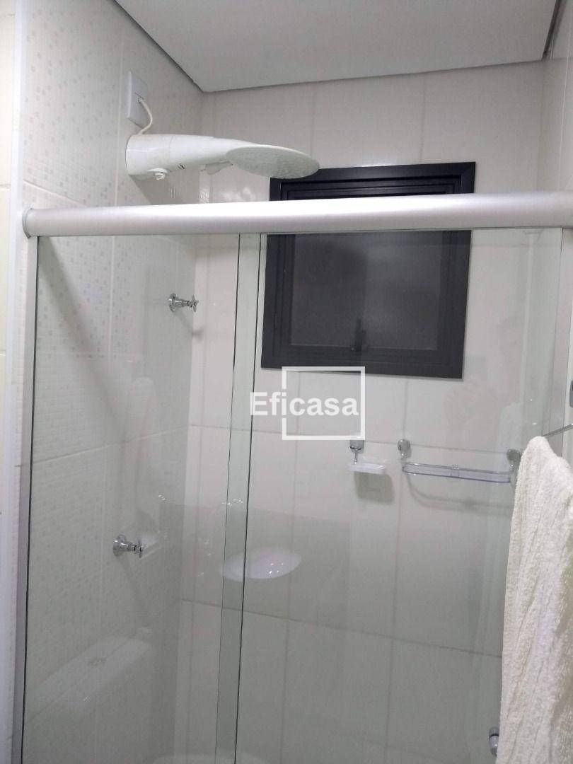 Apartamento à venda com 2 quartos, 75m² - Foto 2