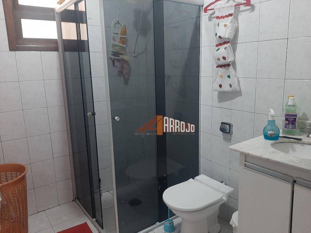 Sobrado à venda com 2 quartos, 97m² - Foto 4