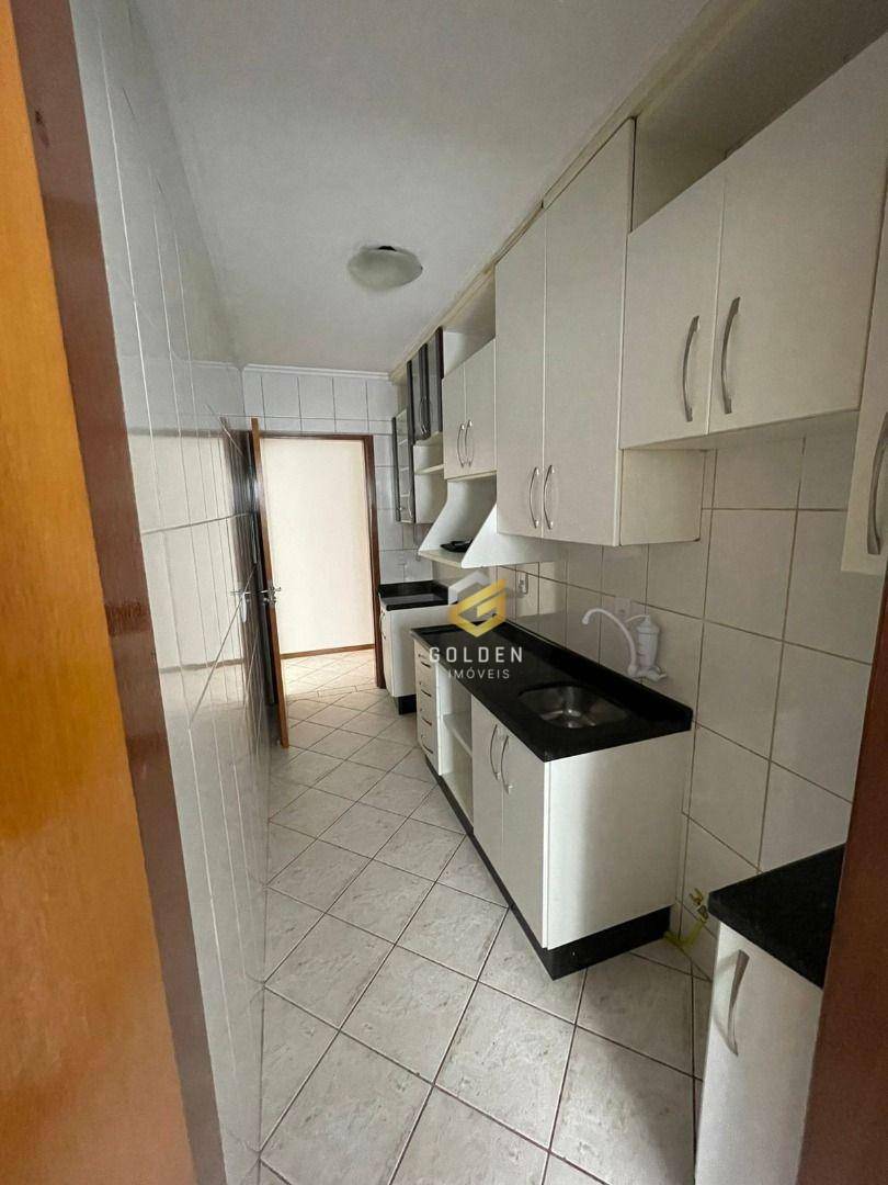 Apartamento à venda com 2 quartos, 90m² - Foto 11