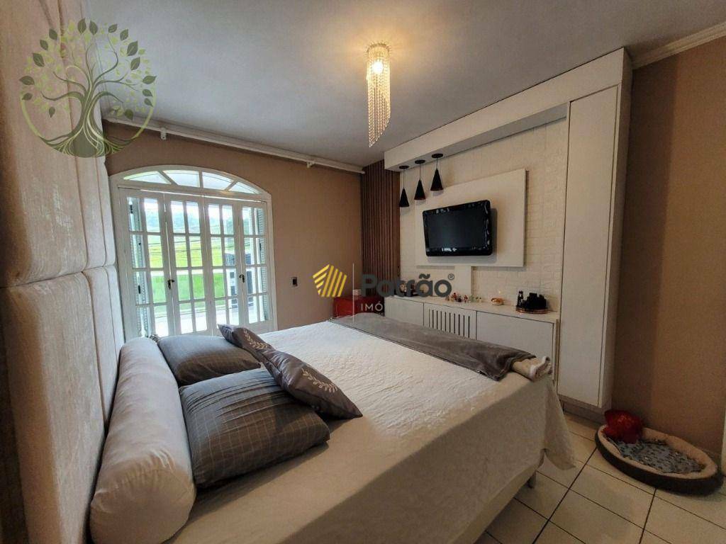 Sobrado, 5 quartos, 256 m² - Foto 13