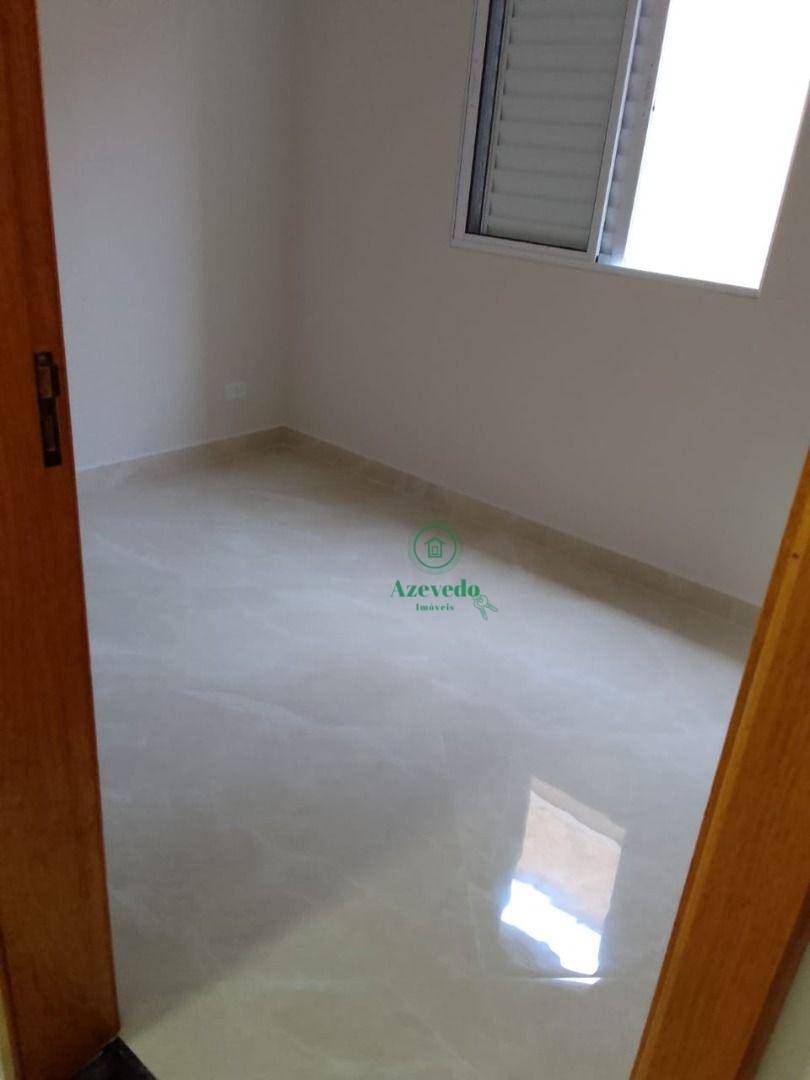 Casa à venda com 3 quartos, 90m² - Foto 11