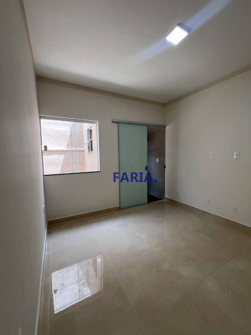 Casa à venda com 3 quartos, 114m² - Foto 8