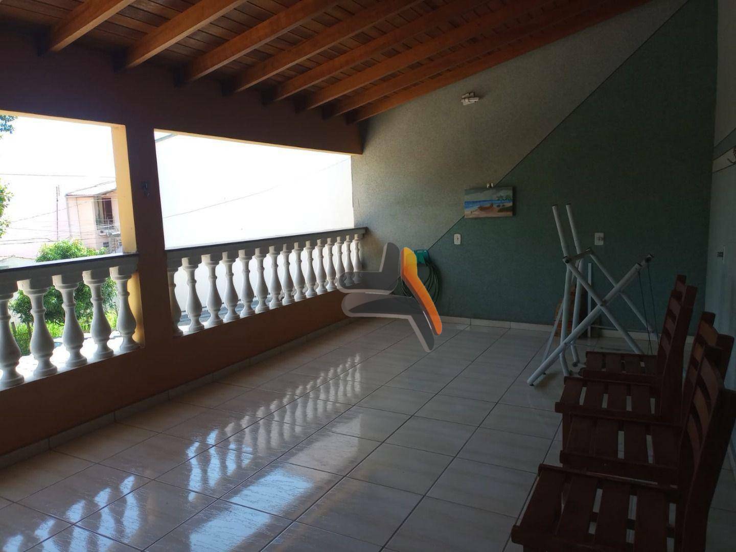 Casa à venda com 4 quartos, 232m² - Foto 17