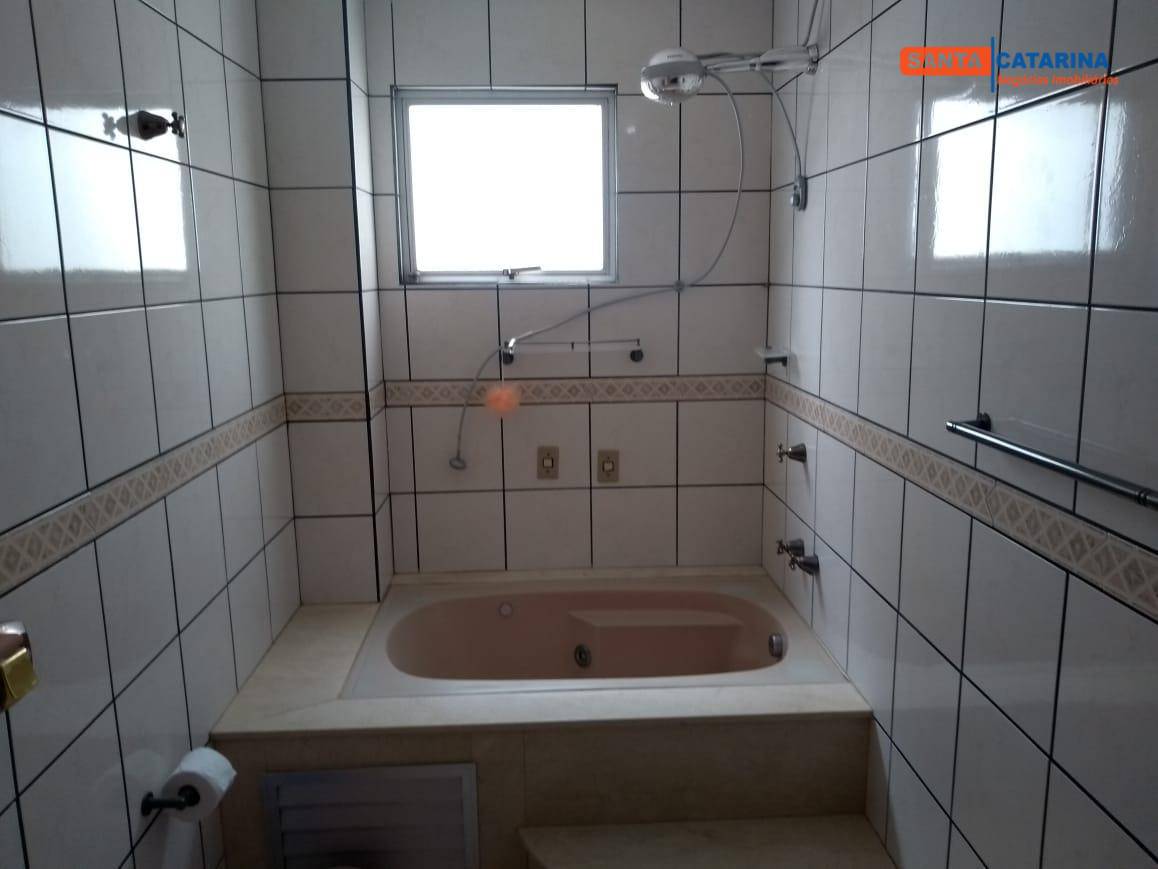 Apartamento à venda com 4 quartos, 180m² - Foto 12