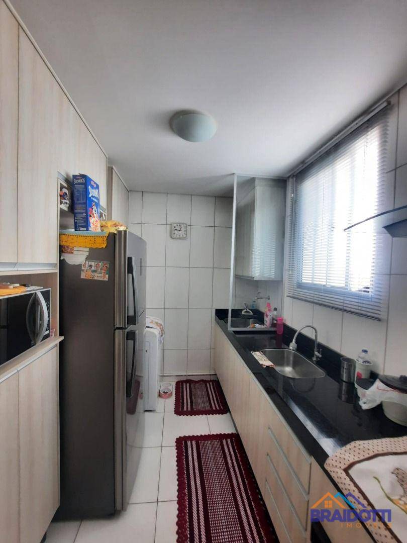 Apartamento à venda com 2 quartos, 45m² - Foto 6