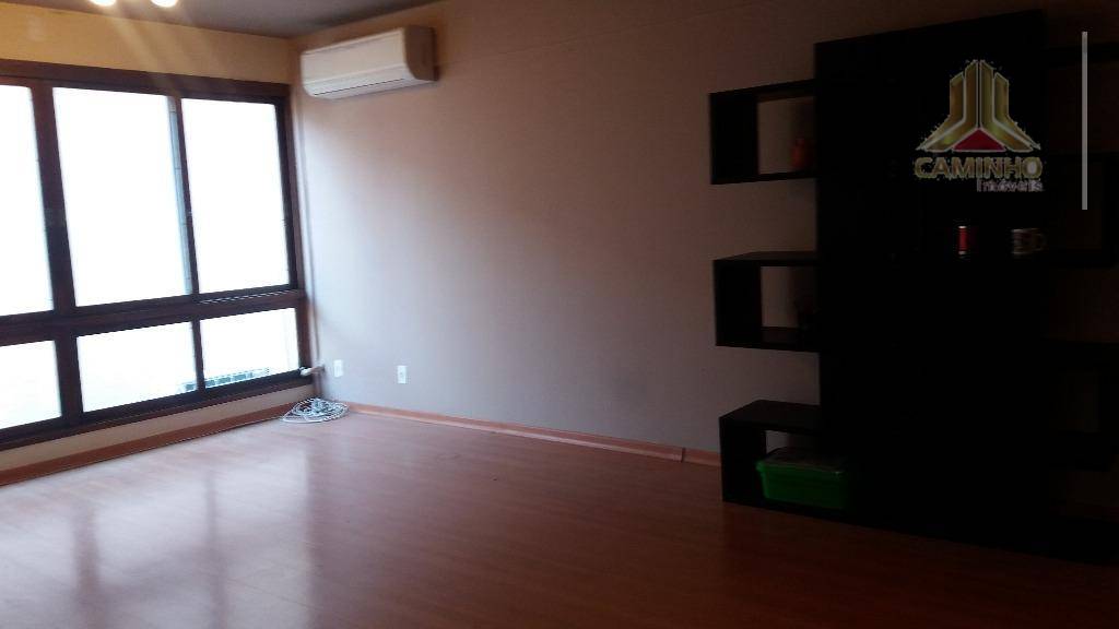 Apartamento à venda com 3 quartos, 103m² - Foto 2