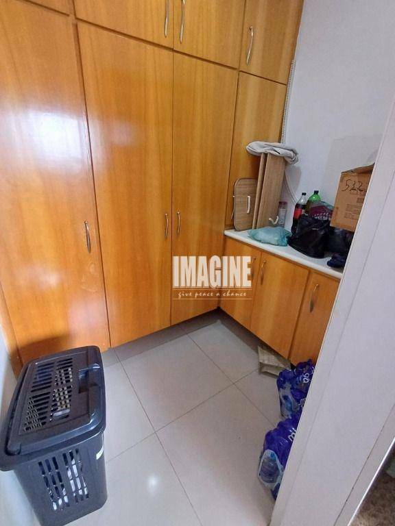 Apartamento à venda com 3 quartos, 151m² - Foto 10