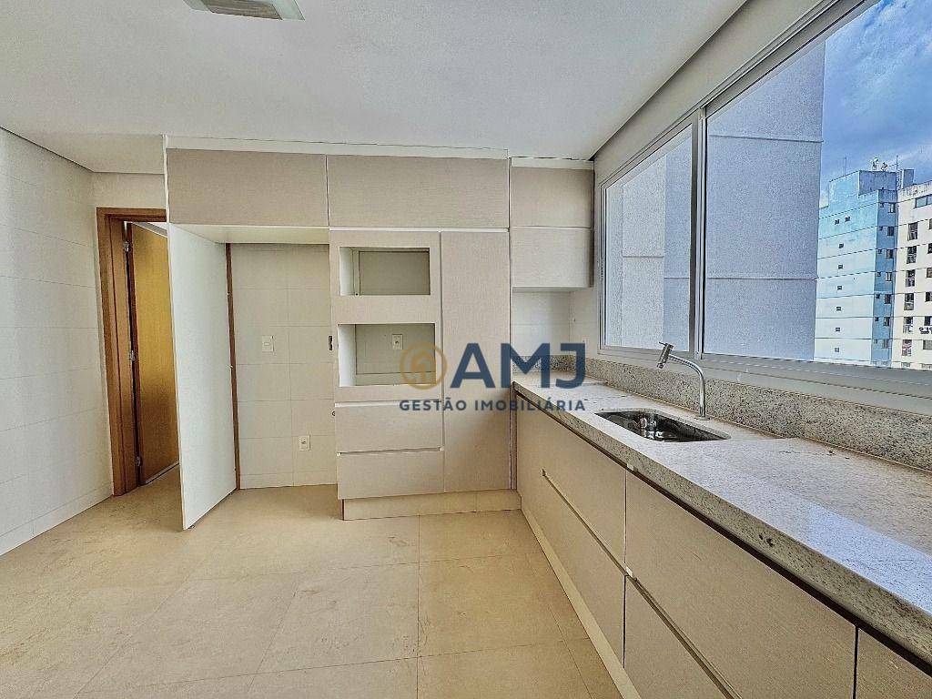 Apartamento à venda com 3 quartos, 156m² - Foto 29