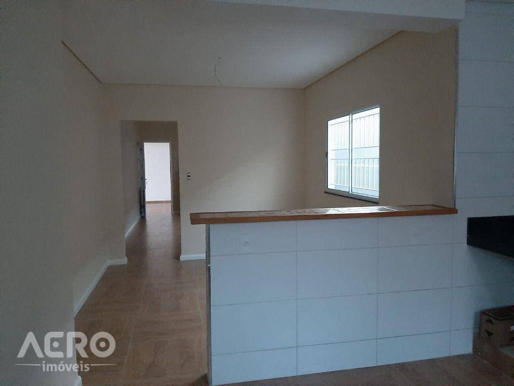 Casa à venda com 2 quartos, 130m² - Foto 9