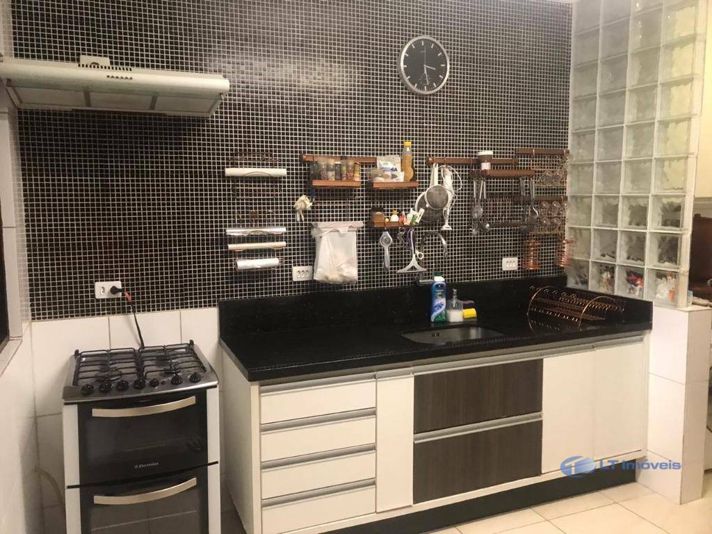 Casa à venda com 2 quartos, 145m² - Foto 8