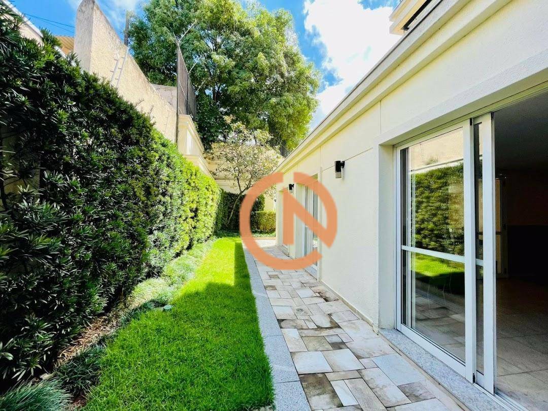 Casa à venda e aluguel com 3 quartos, 215m² - Foto 41