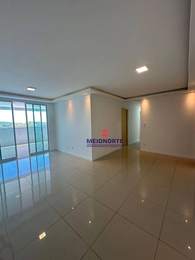 Apartamento à venda com 4 quartos, 171m² - Foto 2