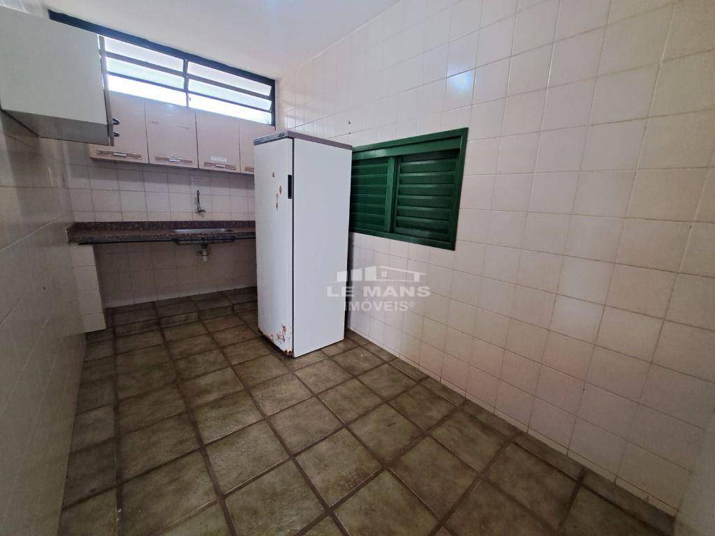 Chácara à venda e aluguel com 5 quartos, 750m² - Foto 25