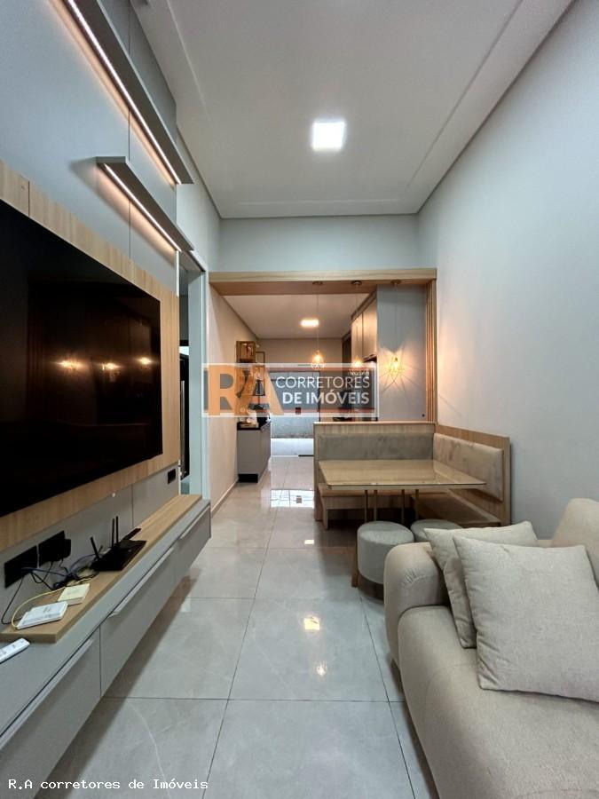 Casa à venda com 3 quartos, 126m² - Foto 5