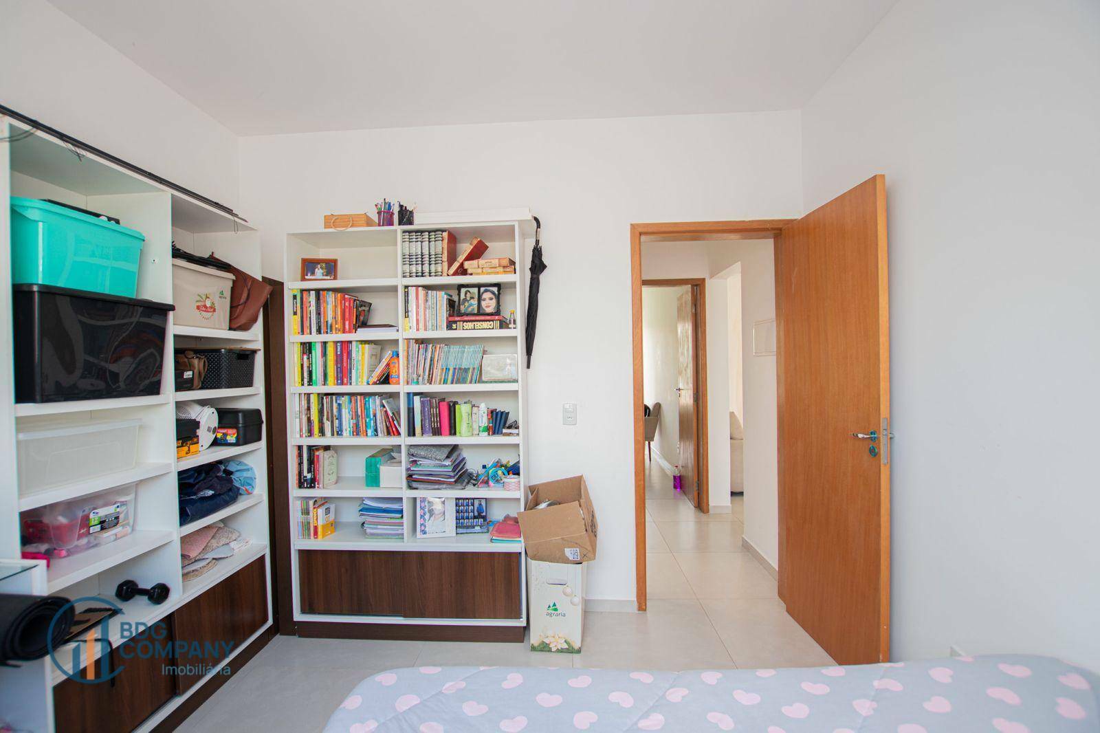 Casa à venda com 2 quartos, 62m² - Foto 14