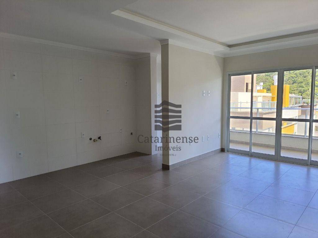 Apartamento à venda com 2 quartos, 75m² - Foto 21