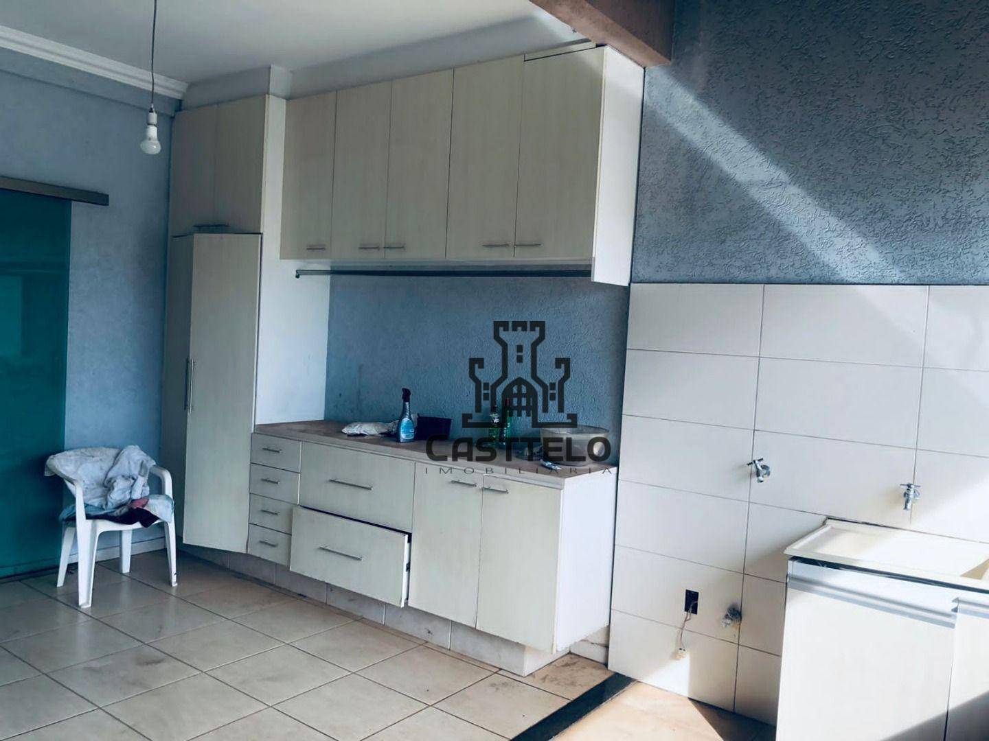 Sobrado à venda com 3 quartos, 220m² - Foto 14