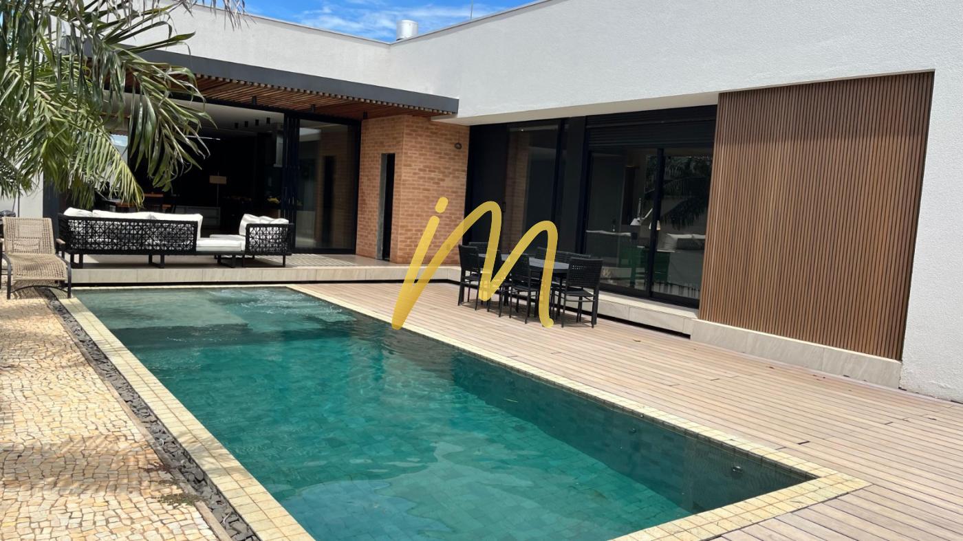 Casa de Condomínio à venda com 3 quartos, 600m² - Foto 17