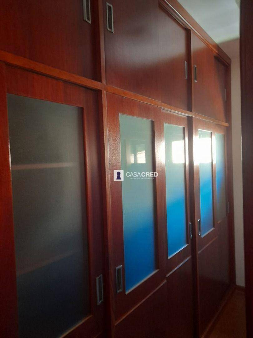 Casa de Condomínio à venda com 3 quartos, 400m² - Foto 8
