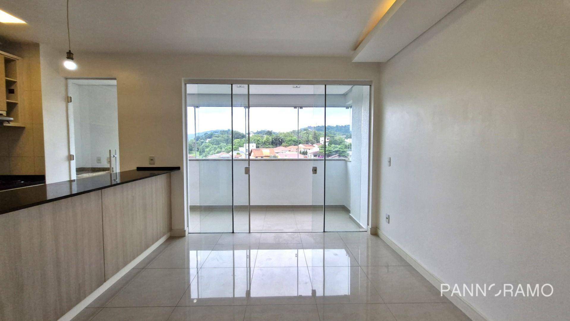 Apartamento para alugar com 3 quartos, 118m² - Foto 1